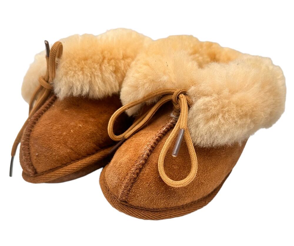 RJS Fuzzies Baby Sz: L 6-7 Sheepskin Leather Comfort Slip On booties boots